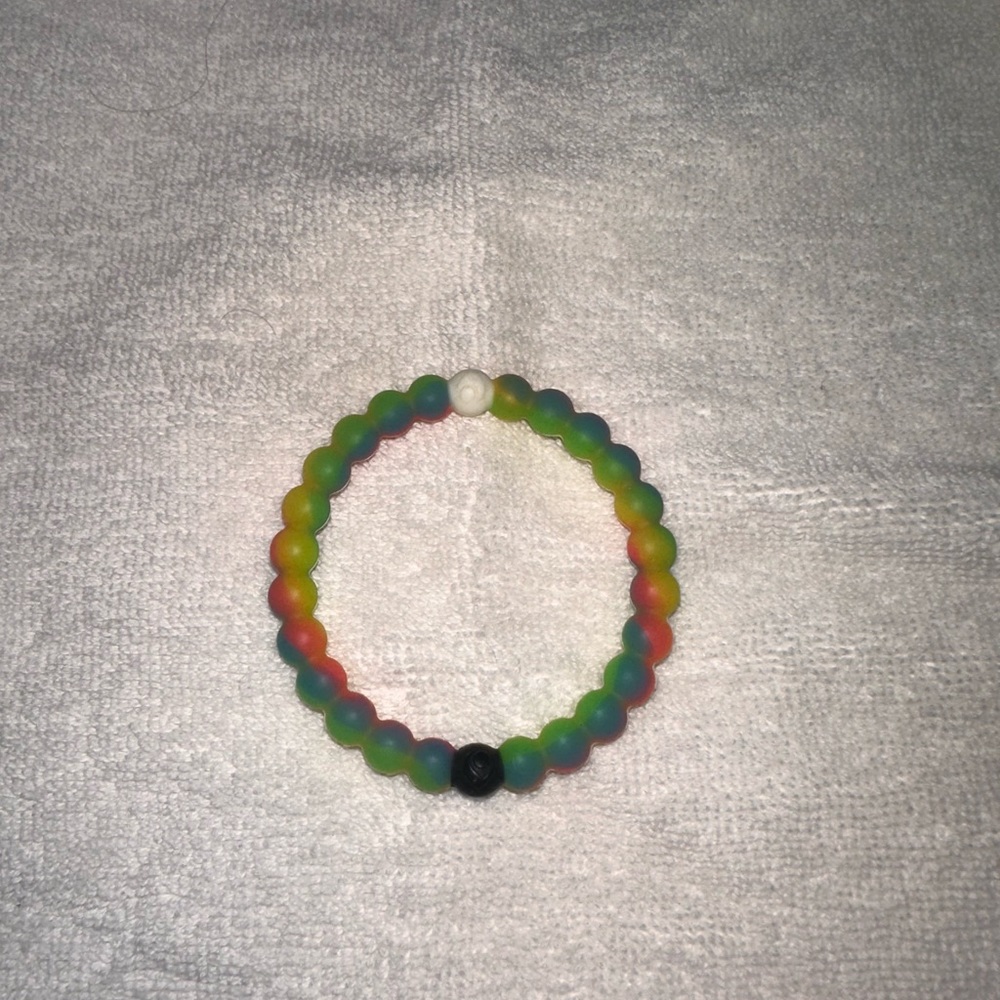 rainbow multicolored lokai